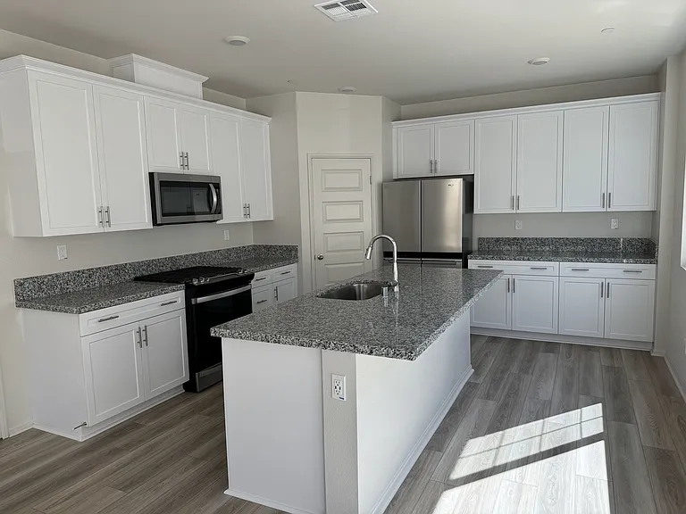 40315 Birchfield Dr — Photo 14
