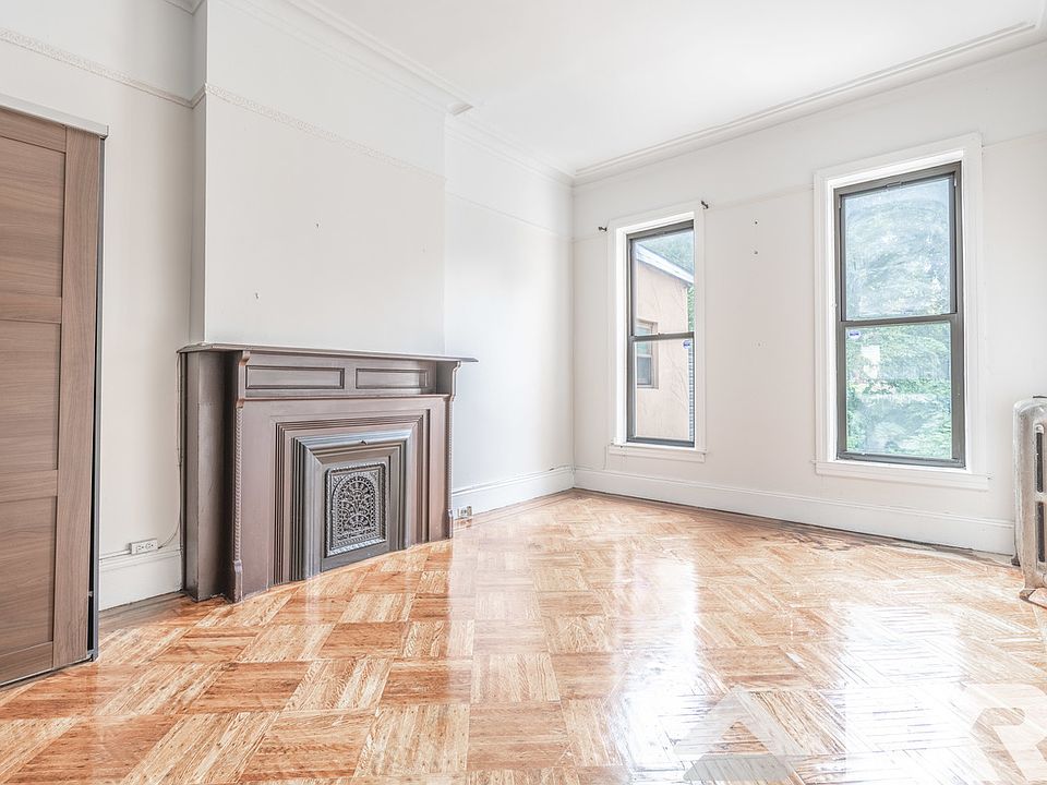 2nd image of 574 Saint Marks Ave #2
