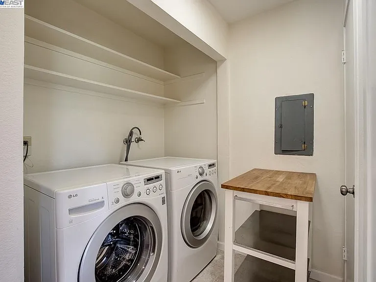 5877 Central Ave — Photo 11