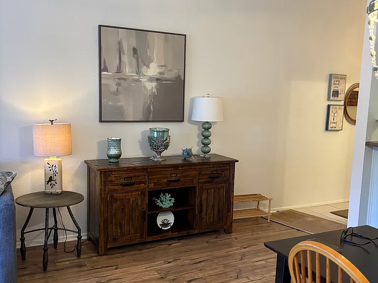 20 Greenbrier St #208 — Photo 5