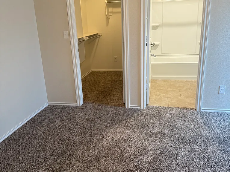 10106 Viola Ave — Photo 13