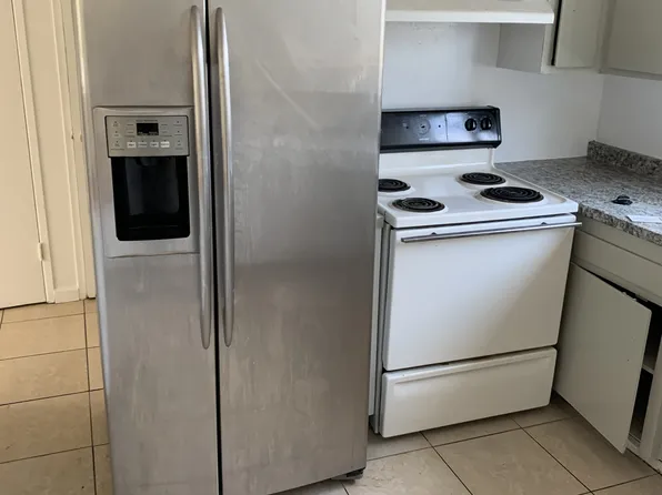 3700 Stockdale Hwy, Bakersfield, CA 93309