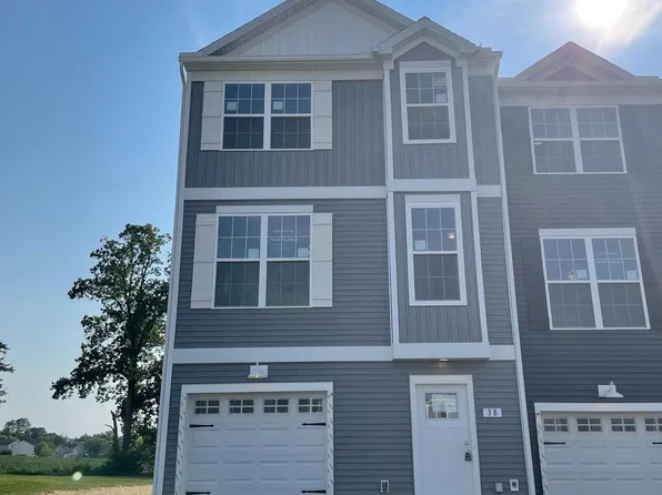 38 Coop Ln #31D, Hanover, PA 17331