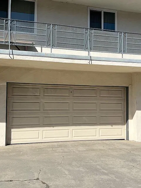 2 bed, 800 sqft, $2,450 — Photo 2