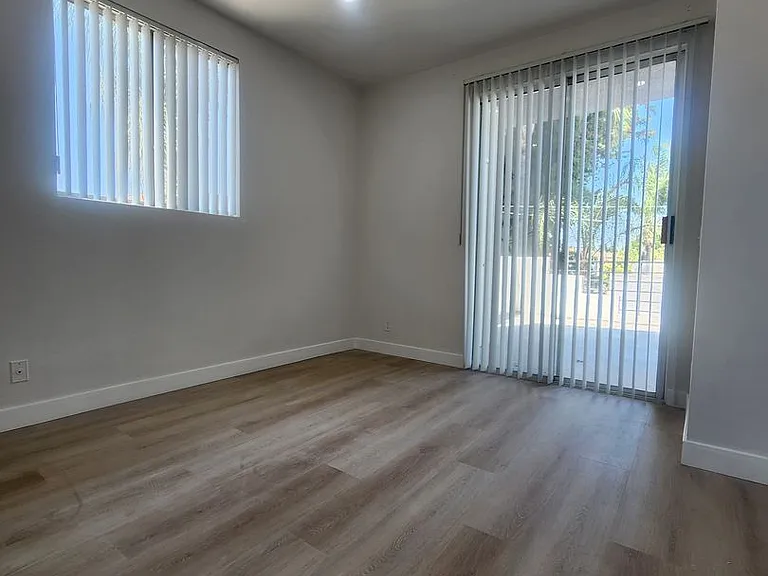 14515 Dickens St. — Photo 17