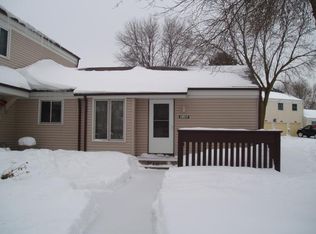 4884 Grenwich Trl N, Oakdale, MN 55128