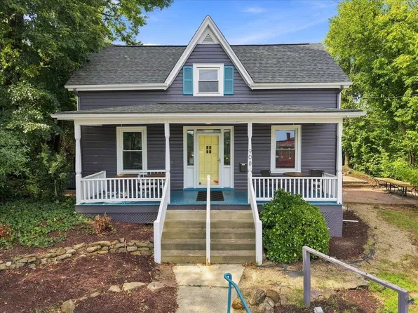 908 W Main St, Waynesboro, VA 22980