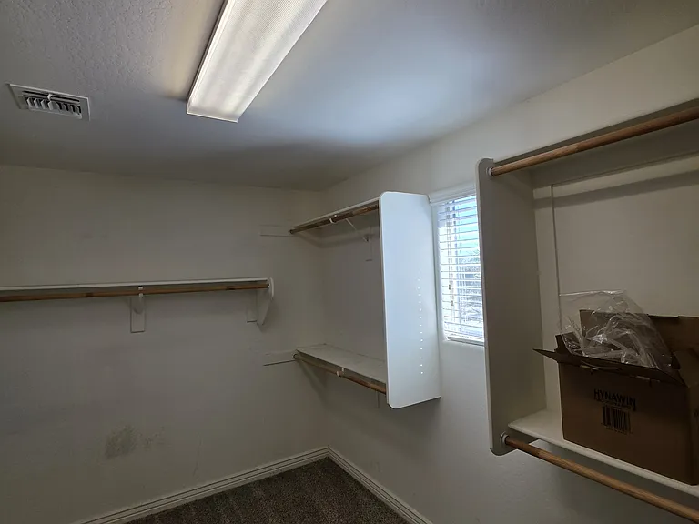 2756 E Hickory St — Photo 37