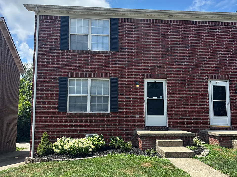 217 Garnet Dr