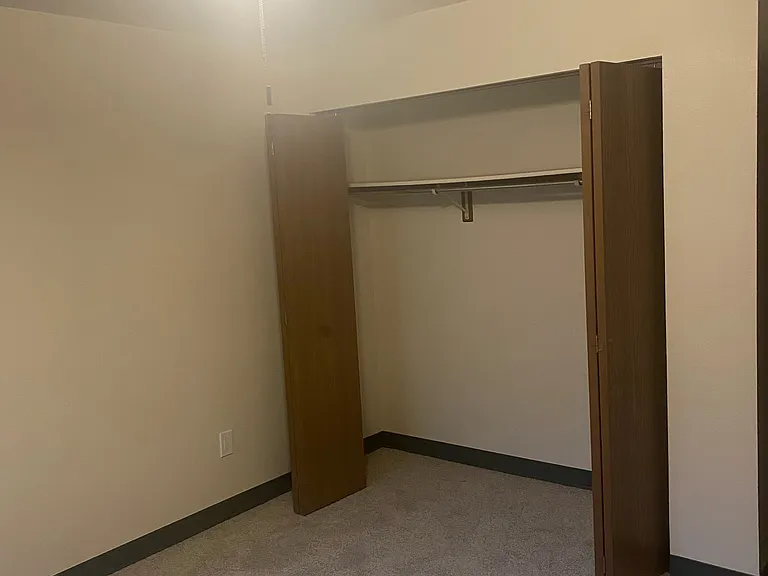 202 N Limits Rd #3 — Photo 6
