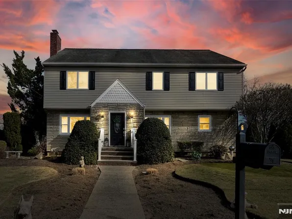 71 Prospect Ave, New Milford, NJ 07646