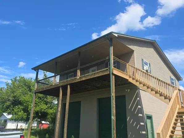 1374 Camellia Rd, Newport, TN 37821