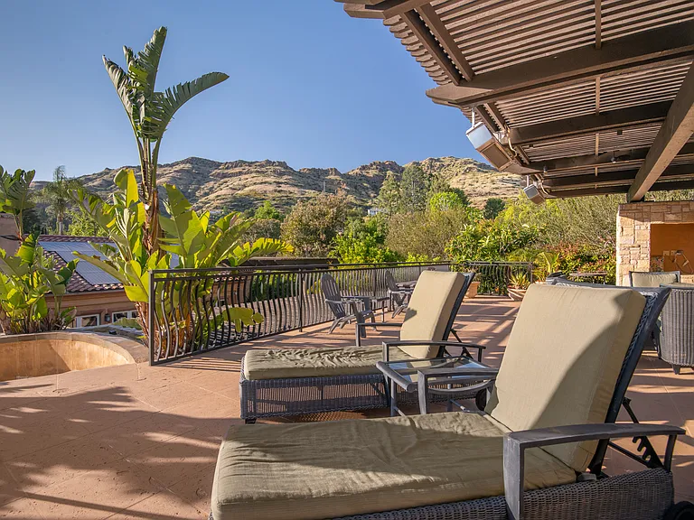 1650 Mesa Ridge Ave — Photo 46