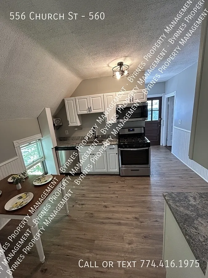 3 bed, $1,950 — Photo 3