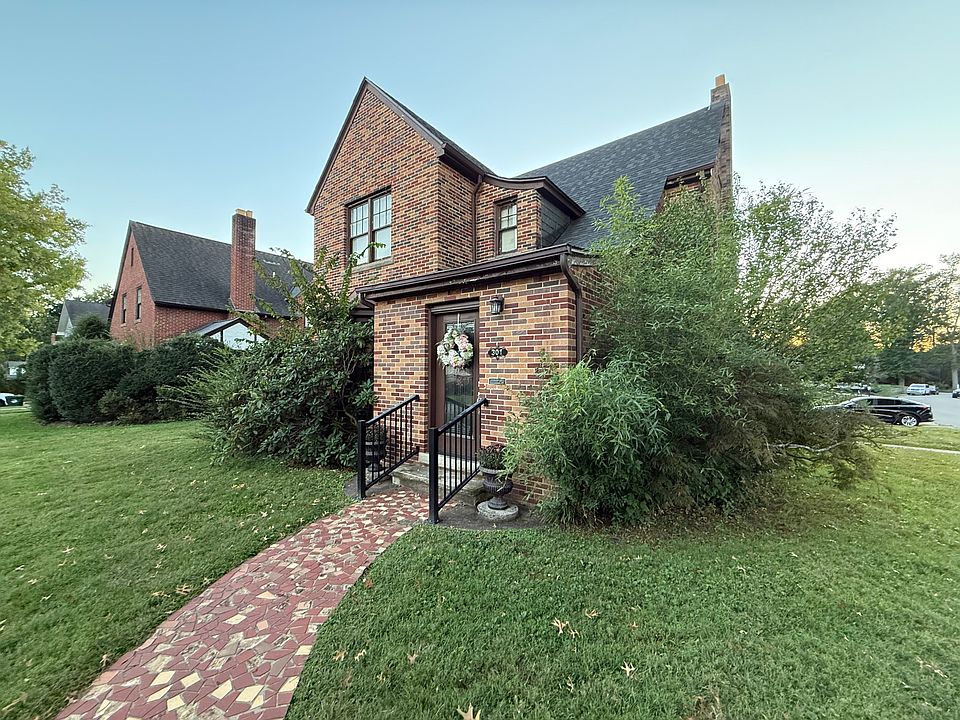 1st image of 301 Holswade Dr