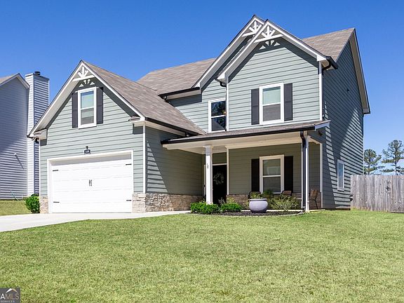 2nd image of 109 Taylor Walk