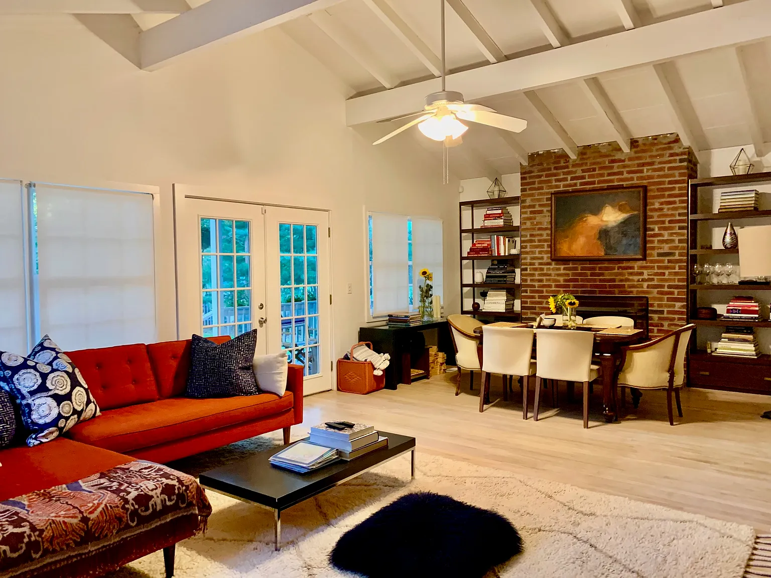 Light filled beach cottage in Clearwater — Photo 3