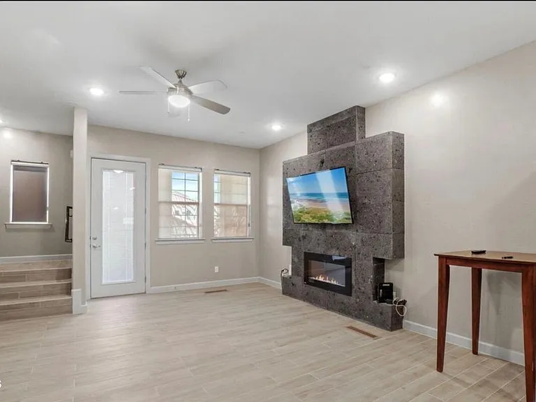 313 Vin Raliuga Ct — Photo 10