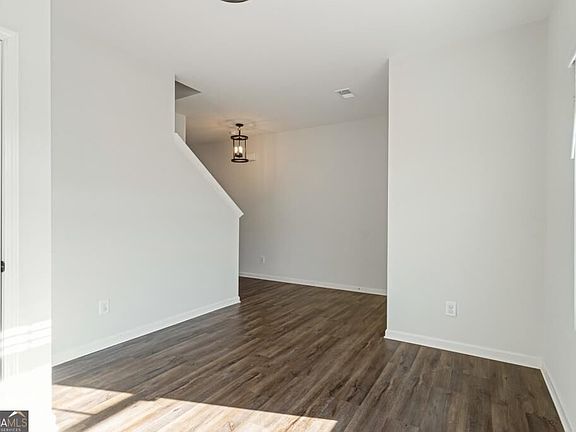 5th image of 5120 Minnow Ln