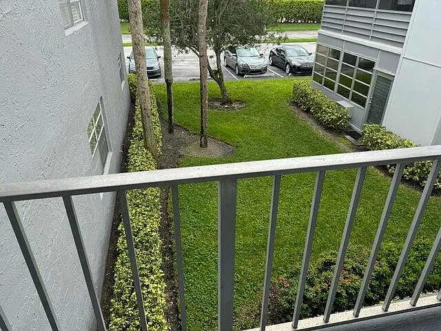 127 Flanders Ter #C — Photo 26
