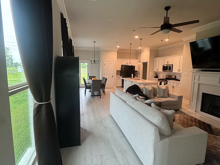 17247 Tidewater Ln — Photo 23