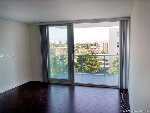 4th image of 1000 West Ave APT 608