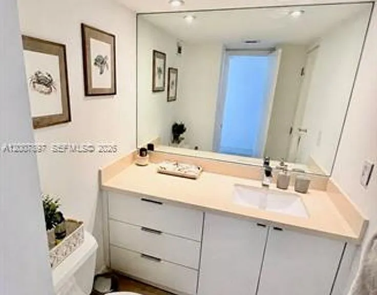 1901 Brickell Ave #B2007 — Photo 11