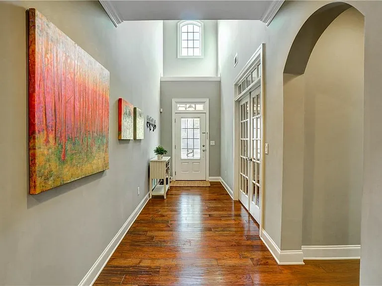 633 Leland Pkwy — Photo 5