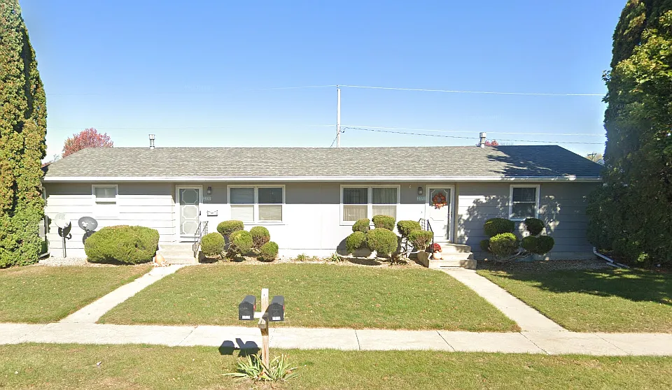 2-2516 Sunset Dr