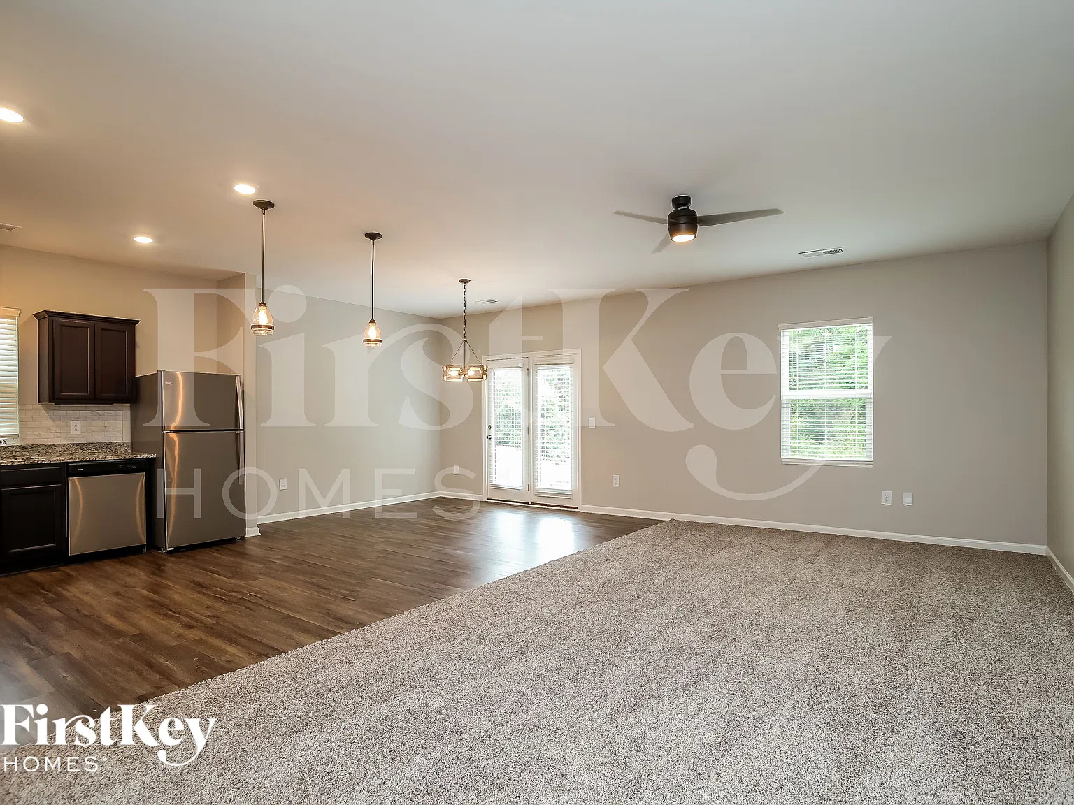 3 bed, 2.0 bath, 1663 sqft, $2,160 — Photo 3