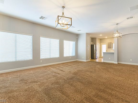 4th image of 1695 Little Crow Ave