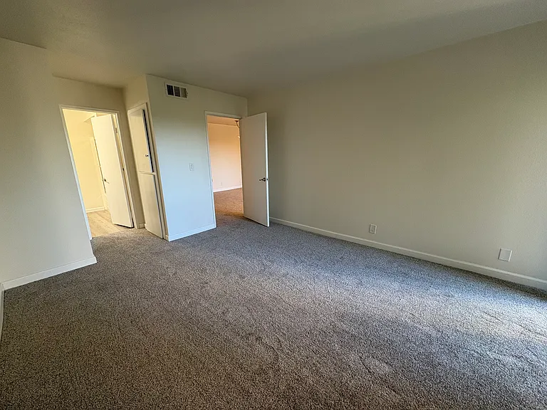 436 N Bellflower Blvd #201 — Photo 57