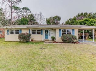 5585 Peachtree Ct, Pensacola, FL 32504