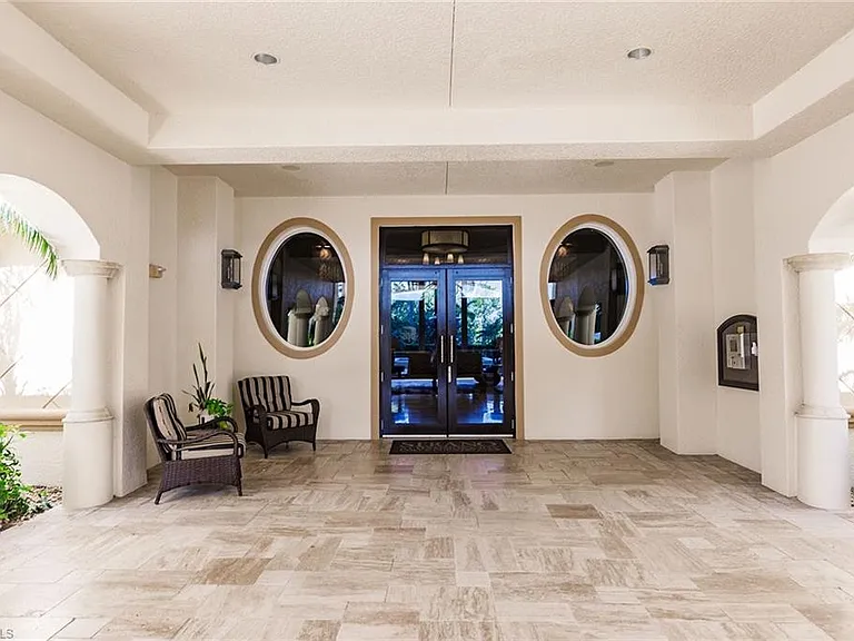 1065 Borghese Ln #1003 — Photo 2