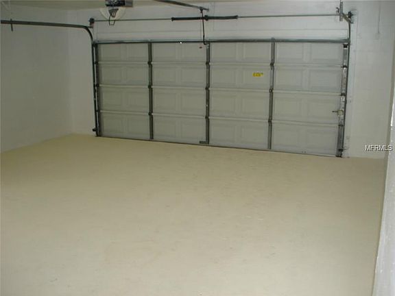 5th image of 826 Southern Pine Ln