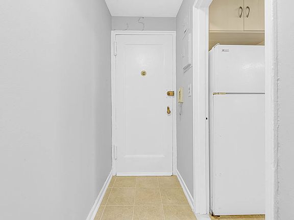 4th image of 67-10 108th St #1G