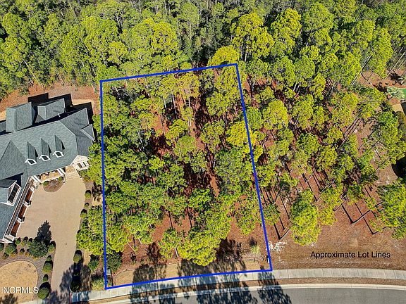 2nd image of 2565 Parkridge Drive