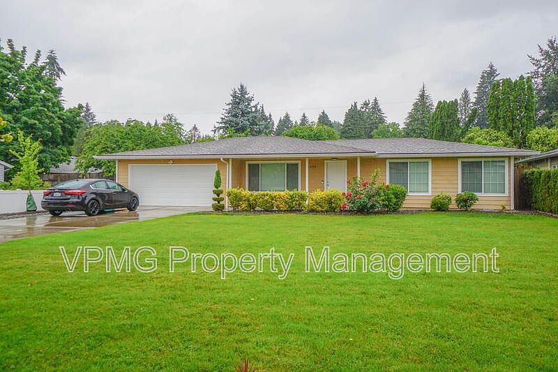 1st image of 5404 NE 45th St