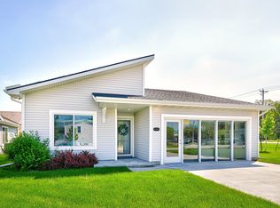 4375 E 44th St, Des Moines, IA 50317