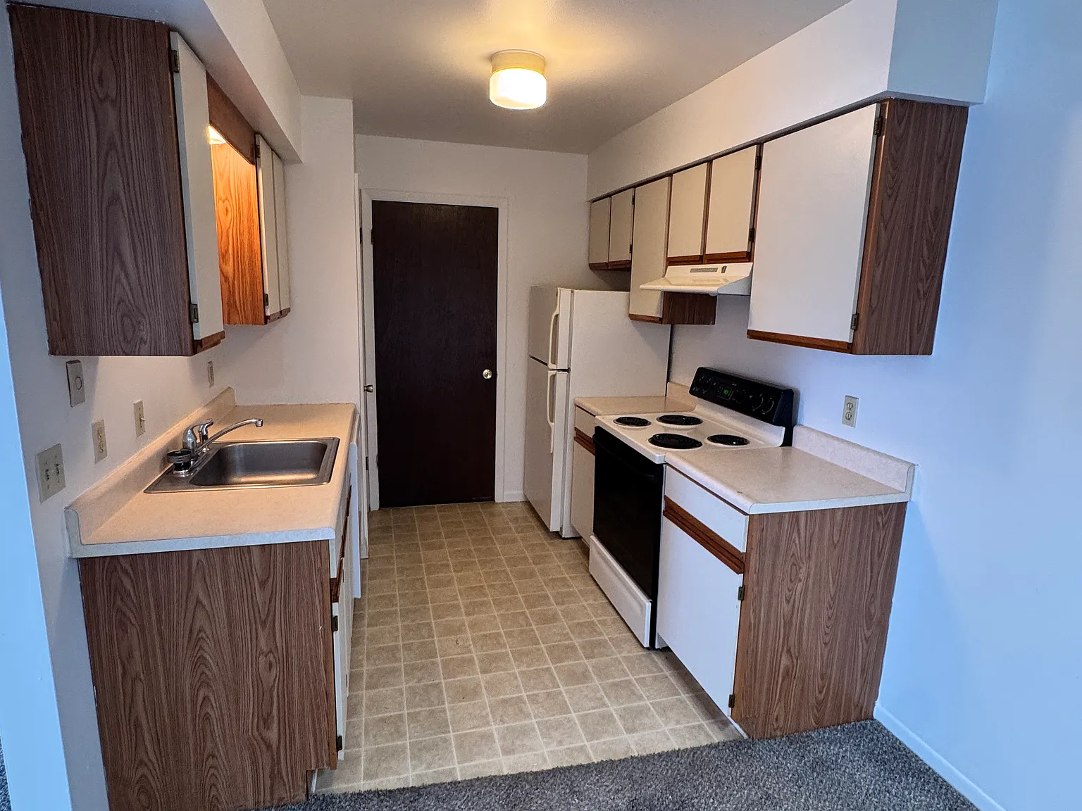S Saginaw St, Lapeer — Photo 1