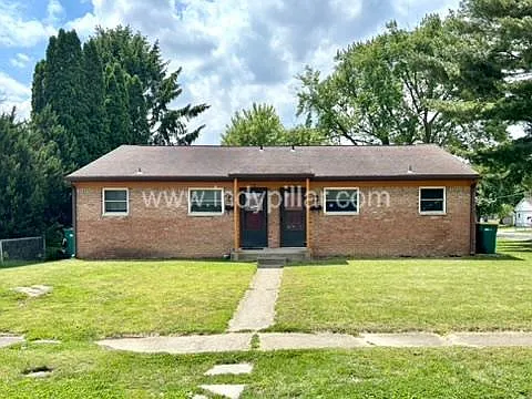 822 Harding St — Photo 3