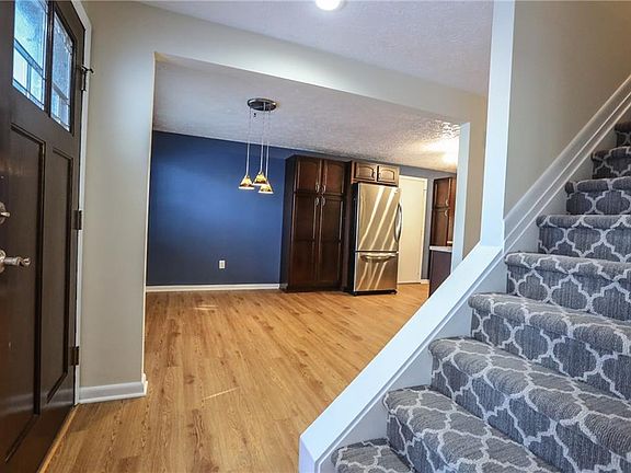 5th image of 167 Willow Pond Way