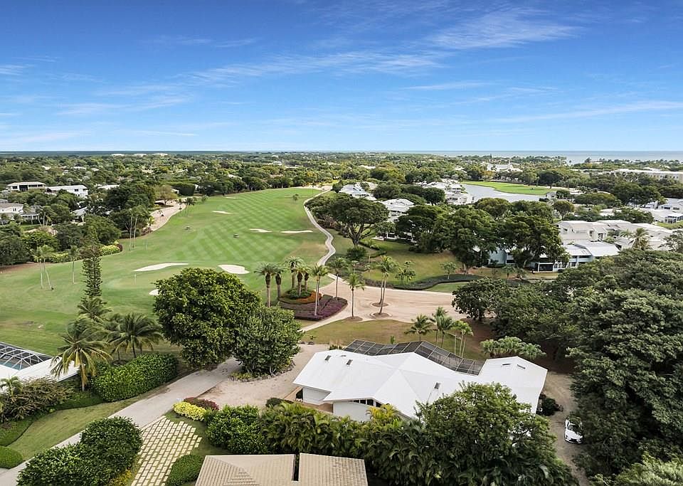 1st image of 2 South Rd