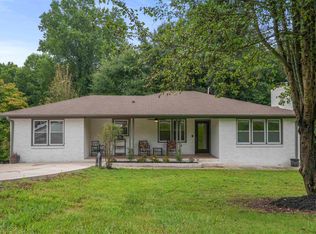 102 American Legion Rd, Greer, SC 29651