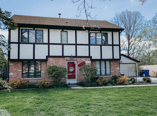 2660 Wildwood Ln, Deerfield, IL