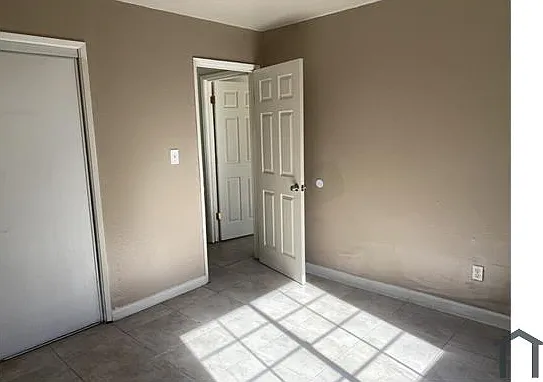 210 Barrett Ave — Photo 9