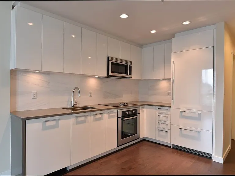 5728 Berton Ave #203 — Photo 3