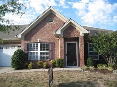 1st image of 209 Wrennewood Ln