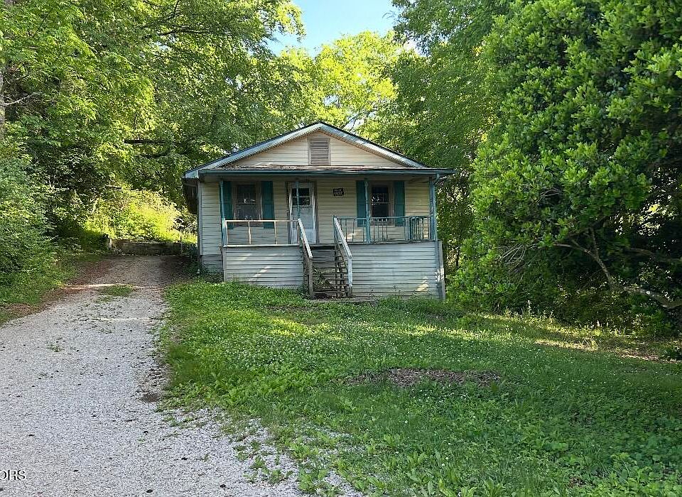 1st image of 127 Elliott St
