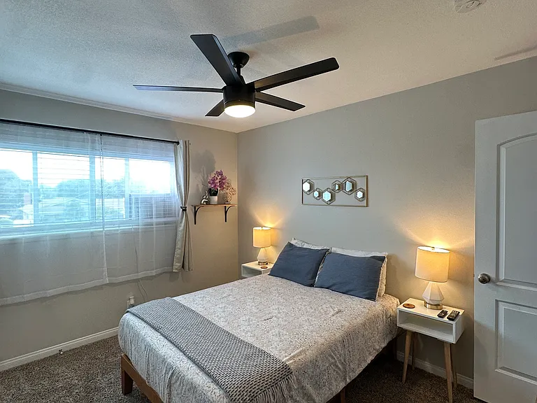 514 Luna Dr — Photo 6